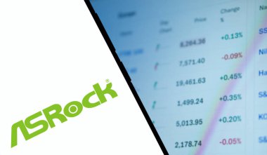 Dhaka, Bangladeş - 23 Ekim 2024: Asrock logosu akıllı telefonda sergileniyor.