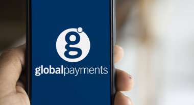 Dhaka, Bangladeş - 25 Kasım 2024: Küresel Ödemeler logosu akıllı telefonda gösteriliyor. Global Payments Inc, ABD 'li bir finans teknolojisi şirketidir..