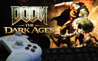 Dhaka, Bangladeş - 30 Nisan 2025: Arka planda Doom the Dark Ages (Karanlık Çağlar) adlı beyaz oyun alanının yakın çekimi.