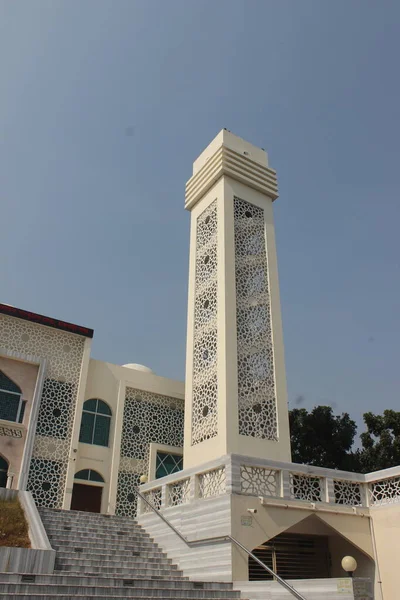 バングラデシュのラージャバリ サダーにあるモスクのミナール — ストック写真
