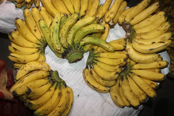 Banana Fruit Basket — Stock Photo, Image