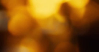 Altından yükselen ışık 124; arkaplan videosu sızdırıyor