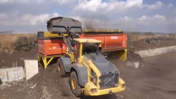 Sito Produzione Compost Industriale Pali Compost Vagliatura Macchine — Video Stock