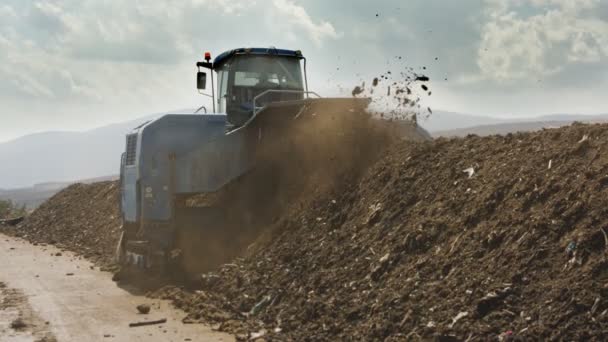 Lugar Producción Compost Industrial Máquina Mezclando Pilas Compost — Vídeos de Stock