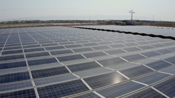 以色列北部一个太阳能发电厂的空中拍摄 — 图库视频影像