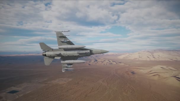 Falcon Μαχητικό Τζετ Που Φέρουν Πάνω Από Ένα Τοπίο Της — Αρχείο Βίντεο