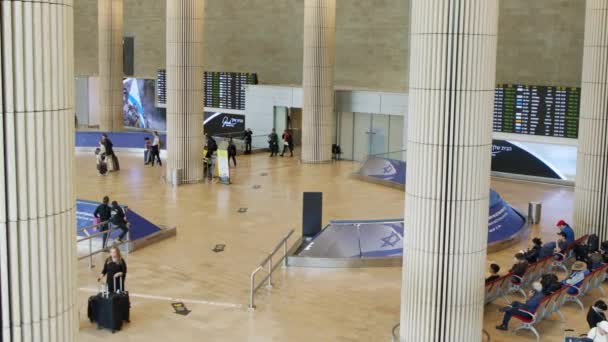 Tel Aviv Března 2023 Cestující Přijíždějící Příletové Haly Letišti — Stock video
