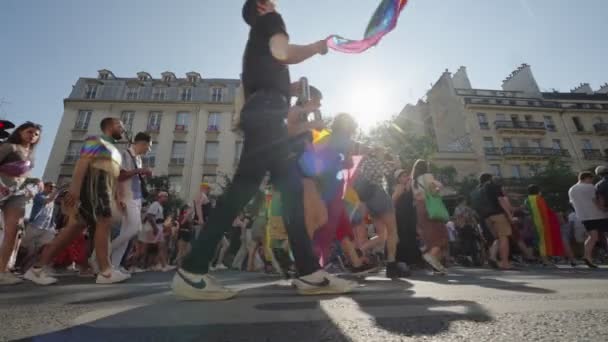 Paris Fransa Haziran 2023 Nsanlar Her Yıl Düzenlenen Lgbtq Hakları — Stok video