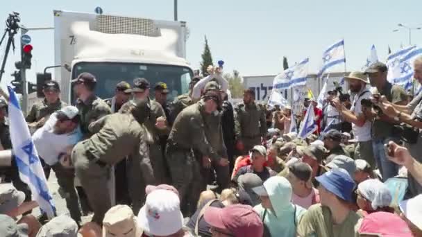 Jerusalén Israel Julio 2023 Manifestantes Marchando Por Las Calles Ciudad — Vídeo de stock