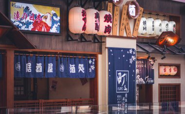 Japon suşi restoranı kapat