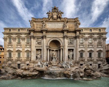 Trevi Çeşmesi, Roma, İtalya ve Avrupa 'daki Tiber Nehri yakınında.