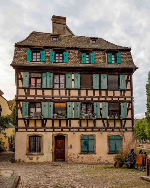 Hermosa Casa Entramado Madera Petite France Strasbourg Alsacia Francia — Foto de Stock