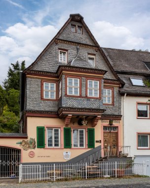 Almanya 'nın Rhineland Palatinate kentindeki Bacharach şehrine bakın.