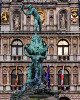 Belçika, Antwerp Grote Markt 'taki Brabo Çeşmesi