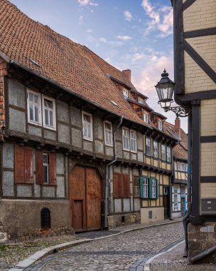Quedlinburg, Saksonya-Anhalt, Almanya 'daki Peri masalı şehir manzarası