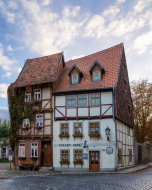 Quedlinburg, Saksonya-Anhalt, Almanya 'daki Peri masalı şehir manzarası