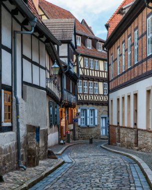 Quedlinburg, Saksonya-Anhalt, Almanya 'daki Peri masalı şehir manzarası