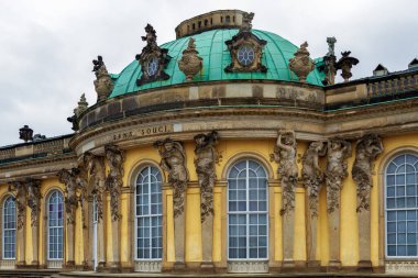 Almanya 'nın Postdam kentindeki Sanssouci Sarayı
