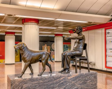 Teiresias by Olah Matays Laszlo, Kossuth Sq Metro İstasyonu, Budapeşte, Macaristan