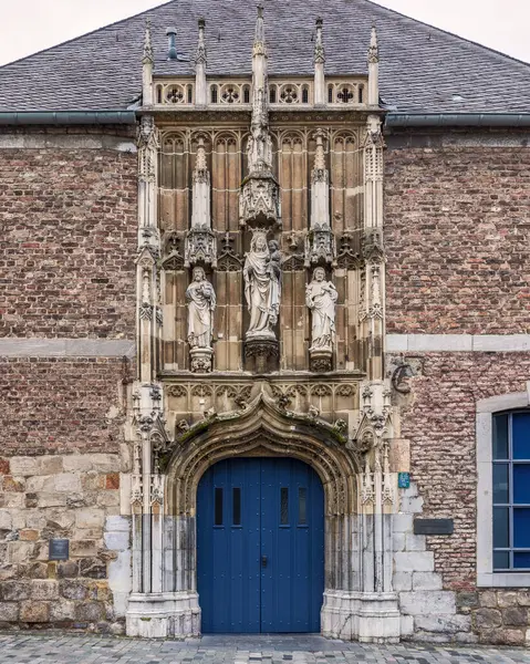 Aachen Katedrali 'nin Hazinesinin girişi.