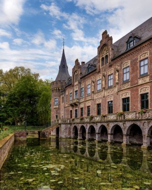 Bergheim 'deki güzel Paffendorf Sarayı, NRW, Almanya