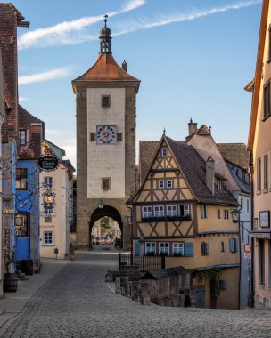 Rothenburg ob der Tauber, Bavyera, Almanya 'daki ünlü Plnlein manzarası