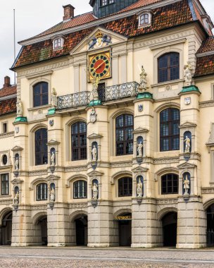 Lneburg Ortaçağ Belediyesi 'nin zarif barok cephesi, Aşağı Saksonya, Almanya
