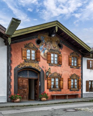 Bavyera 'daki güzel eski Mittenwald kasabası, Gerrmany