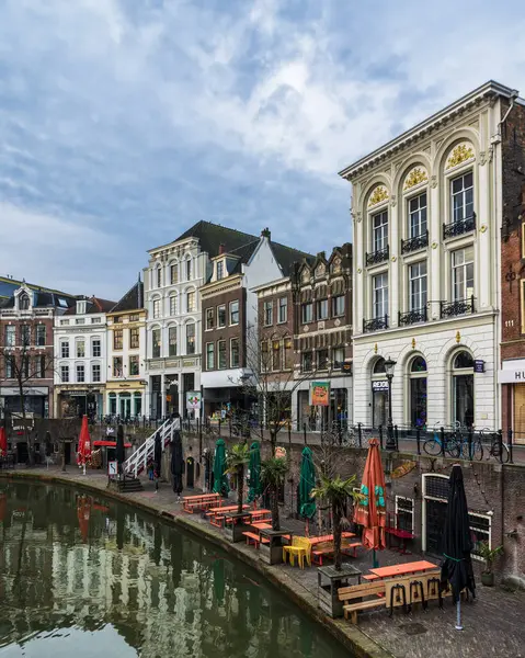 Hollanda 'nın Utrecht kentindeki muhteşem ortaçağ mimarisi.