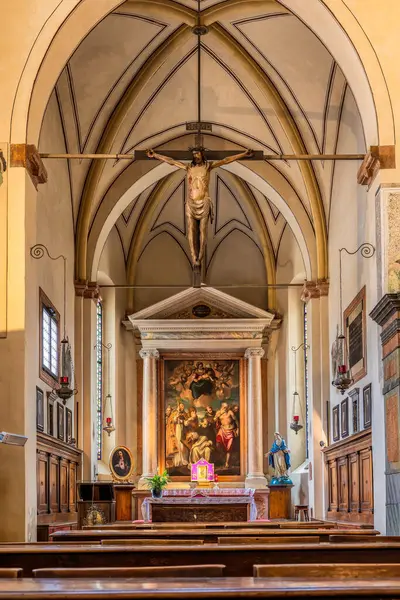 Doumo di Verona 'nın inanılmaz mimarisi, içinde ve dışında, bir rüya gerçek oldu. Lombardia, İtalya