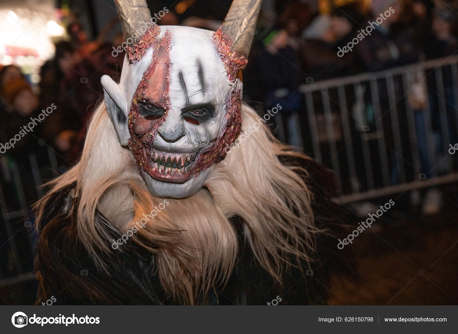 Villach Austria December 2022 Traditional Krampuslauf Devil Parade Masks  Krampus – Stock Editorial Photo © HelgaQ #626150798