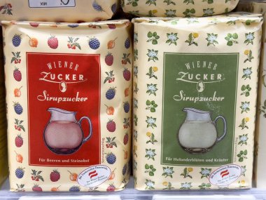 Meyve ve bitki tasarımlı sosis kabağı paketleme.