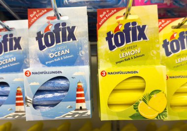 Tuvalet temizleyicisini okyanus ve limon kokusuyla doldurmak için..