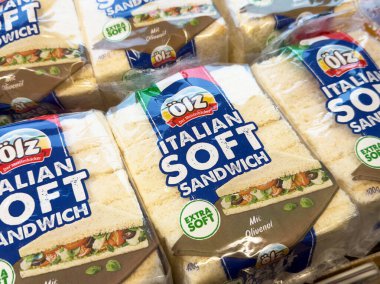 Zeytinyağlı İtalyan usulü sandviç ekmeği..