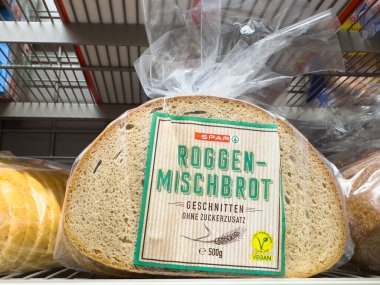 Roggenmischbrot. Çavdar ekmeği vejetaryen. Şeker yok..