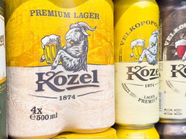 Kozel bira kutuları keçi logosu ve markalı..