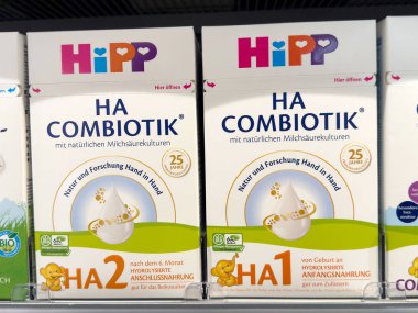 Markette Hipp ha combiotik bebek formülü ambalaj görüntüsü.