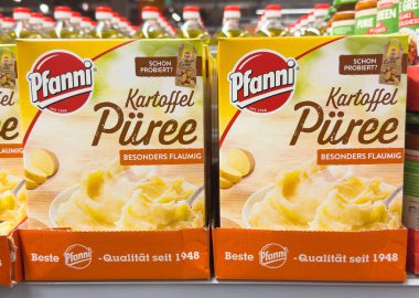 Markette Pfanni kartoffel püre ambalaj sergisi.