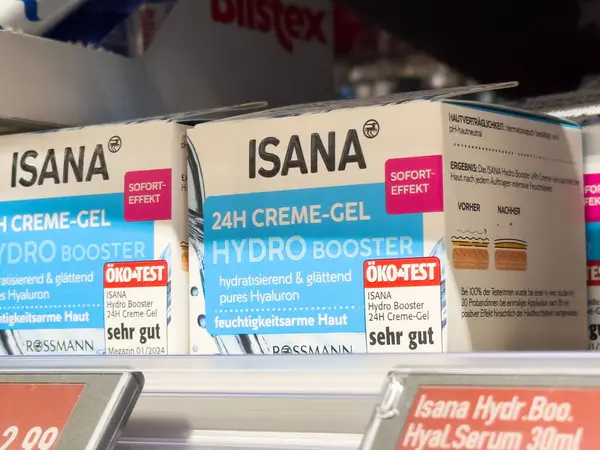 Isana 24 saat krem-jel hidrolik güçlendirici..