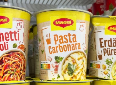 Makarnalı makarna, manavda makarna ve makarna..