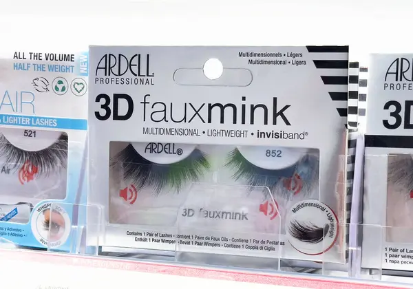 Ardell profesyonel 3d faux vizon kirpikleri mağazada ambalaj görüntüsü.