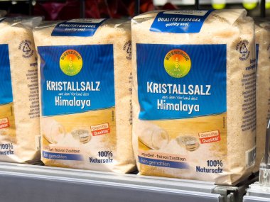 Kaliteli mühürlü organik himalaya kristal tuz ambalajı.