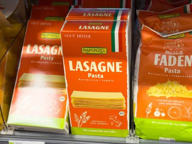 İtalyan markalı organik lazanya ambalajı..