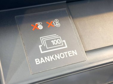 Fatura boyutları için bankacılık kabul göstergesi.