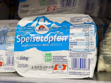 Ekranda besleyici bilgi içeren Speisetopfen paketlemesi.