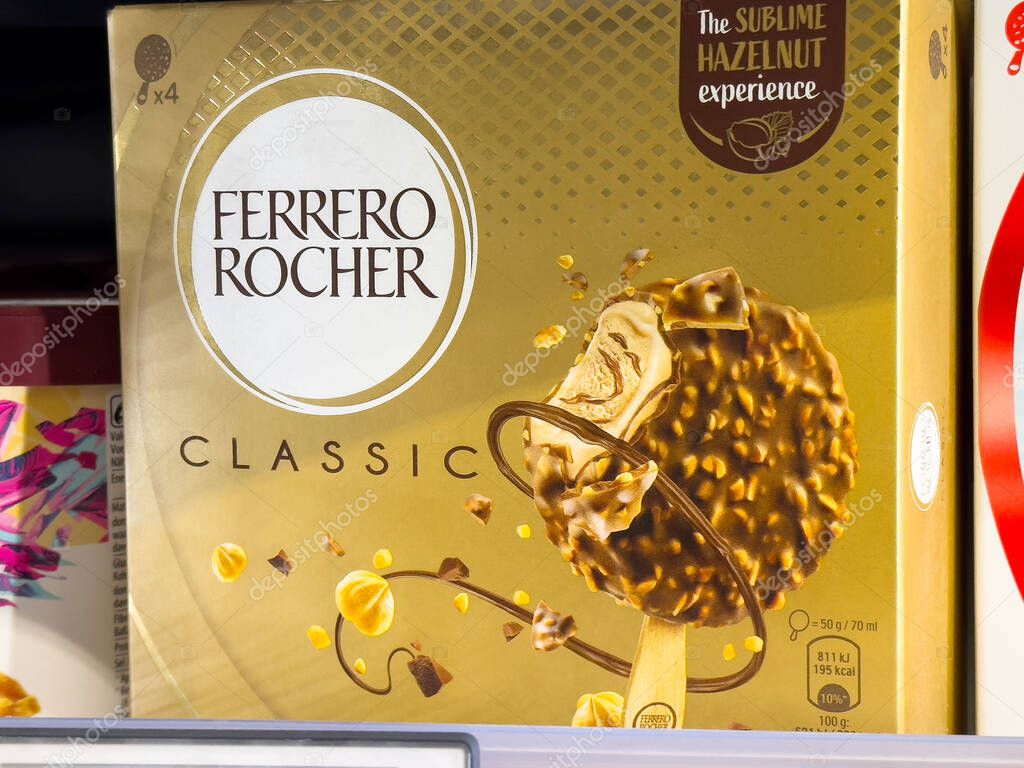 Ferrero rocher classic hazelnut chocolate box with sublime experience.