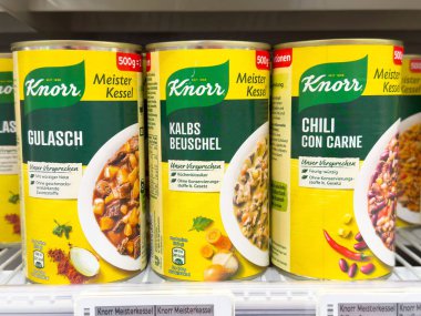 Knorr meister kessel konserve yemekleri: gulasch, kalbs beuschel, chili con carne.