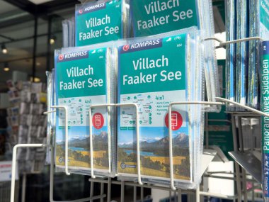 Villach faaker turizm bilgi merkezinde harita görüntüsü.