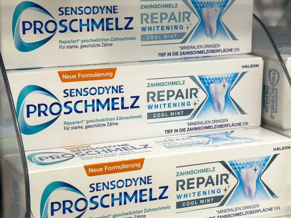 Sensodyne zahncreme proschmelz tamiri serin nane rengi yeni formülü 3er paketi.