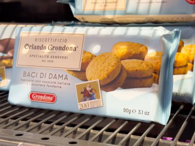 Orlando grondona baci di dama italyan hamur işleri sergileniyor.